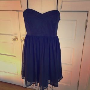 perfect little black/backless dress